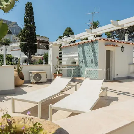 Apartment Vista Moderna Capri
