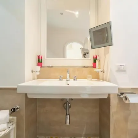 Vista Moderna Apartment Capri